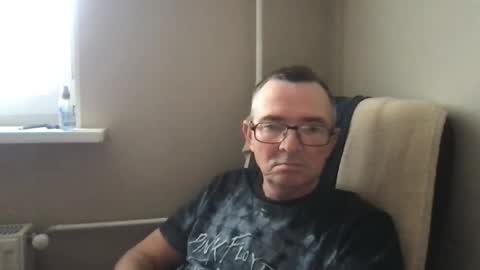 andreass60 online show from December 18, 9:47 am