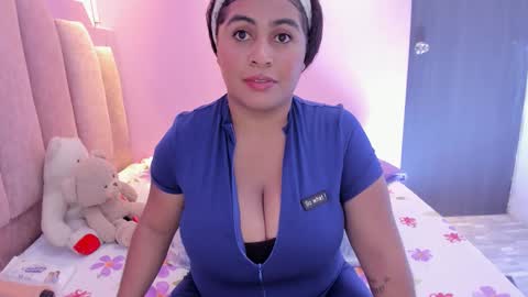 Snapshot of andreasweet2 chatting on September 30, 9:31 pm A n d r e a S w e e t online show from September 30, 9:31 pm