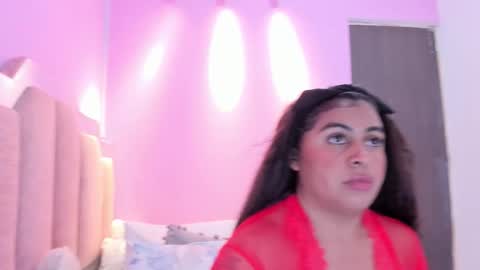 Snapshot of andreasweet2 chatting on November 6, 8:21 pm A n d r e a S w e e t online show from November 6, 8:21 pm