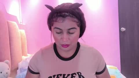 Snapshot of andreasweet2 chatting on November 17, 8:03 pm A n d r e a S w e e t online show from November 17, 8:03 pm