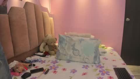 Snapshot of andreasweet2 chatting on January 5, 8:01 pm A n d r e a S w e e t online show from January 5, 8:01 pm