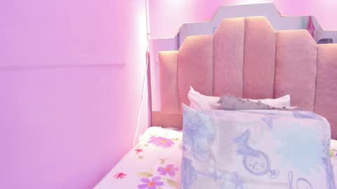 A n d r  e a S w e e t  online show from February 11, 8:14 pm