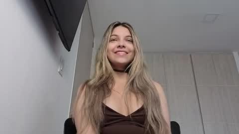 andreau 19 online show from April 7, 2:06 pm