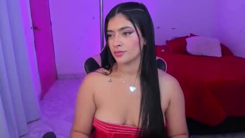 Snapshot of andreeart chatting on February 11, 5:56 am ig online show from February 11, 5:56 am