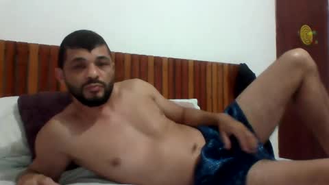 Snapshot of andreloko123 chatting on February 12, 1:19 am andreloko123 online show from February 12, 1:19 am