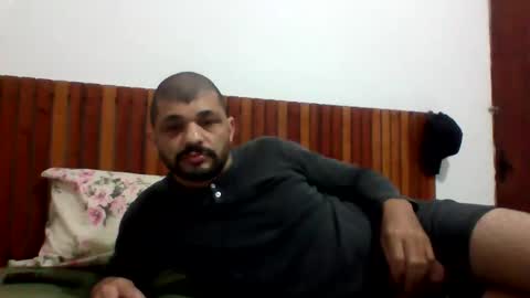 Snapshot of andreloko123 chatting on September 25, 2:26 am andreloko123 online show from September 25, 2:26 am