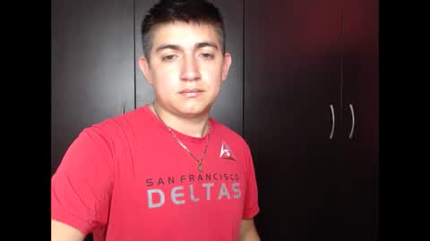 andres02smile848901 online show from May 12, 9:34 pm