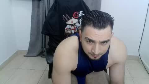 Snapshot of andres180950734 chatting on May 20, 11:33 pm andres180950734 online show from May 20, 11:33 pm