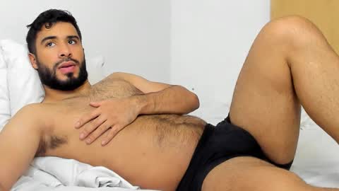 Snapshot of andres_cortes5 chatting on February 15, 5:15 am ANDRES CORTES online show from February 15, 5:15 am