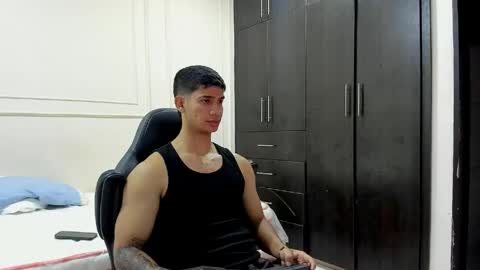 Snapshot of andres_stud chatting on April 28, 3:22 am andres_stud online show from April 28, 3:22 am