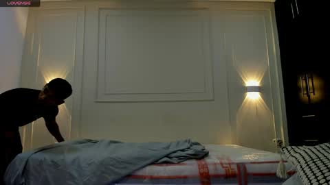 Snapshot of andres_stud chatting on May 5, 4:20 am andres_stud online show from May 5, 4:20 am