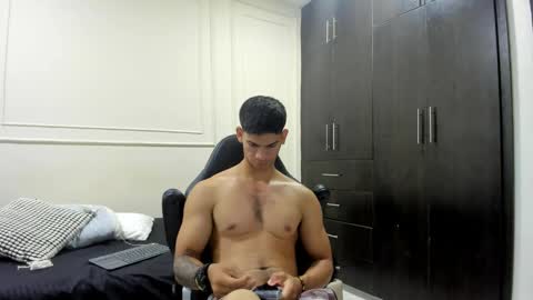 Snapshot of andres_stud chatting on May 11, 3:34 am andres_stud online show from May 11, 3:34 am