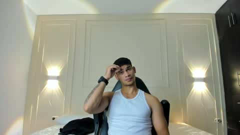 Snapshot of andres_stud chatting on June 23, 3:26 am andres_stud online show from June 23, 3:26 am
