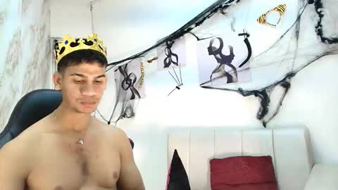 ANDRES  online show from October 21, 4:35 am