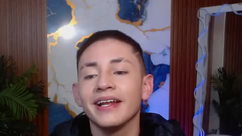 Snapshot of andres_tay chatting on April 28, 2:38 am andres_tay online show from April 28, 2:38 am