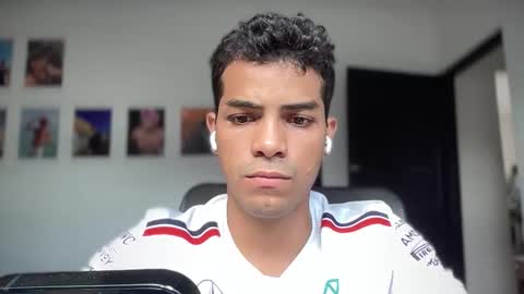 Andres online show from October 21, 8:09 pm
