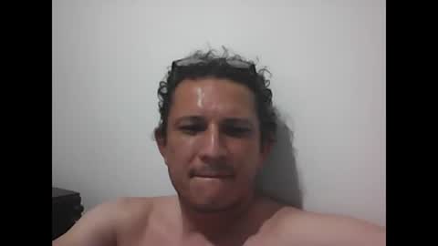 Snapshot of andresfloga chatting on September 15, 3:06 am andresfloga online show from September 15, 3:06 am