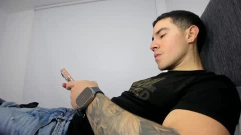Snapshot of andresjuan92 chatting on May 22, 1:46 am onlyfanscallmegotter online show from May 22, 1:46 am