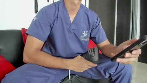 andretiiandcamila online show from September 12, 11:54 am