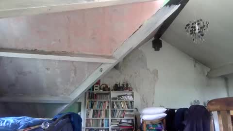 Snapshot of andrew160258 chatting on April 26, 11:41 am Andrew online show from April 26, 11:41 am