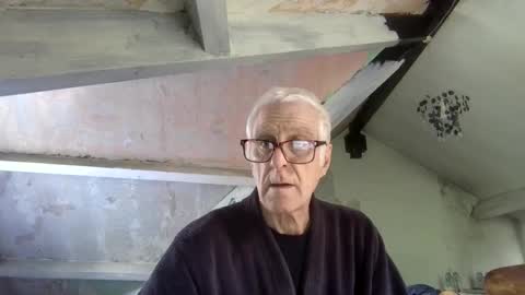 Snapshot of andrew160258 chatting on June 11, 12:14 pm Andrew online show from June 11, 12:14 pm