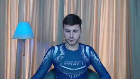 Snapshot of andrew2305 chatting on November 1, 9:22 am Justin Andrew online show from November 1, 9:22 am