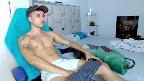 Andrew online show from April 4, 3:49 am