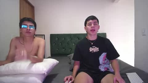 andrew restrepo online show from October 12, 9:14 pm