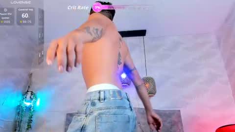 Snapshot of andrewayne_ chatting on July 8, 6:45 pm andrewayne_ online show from July 8, 6:45 pm