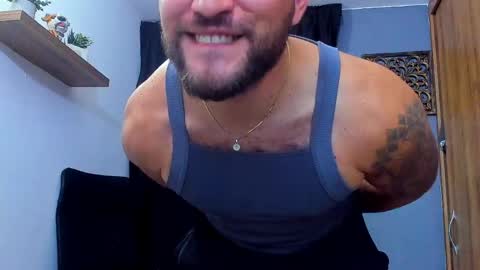 Andrew Diaz online show from April 18, 7:56 am