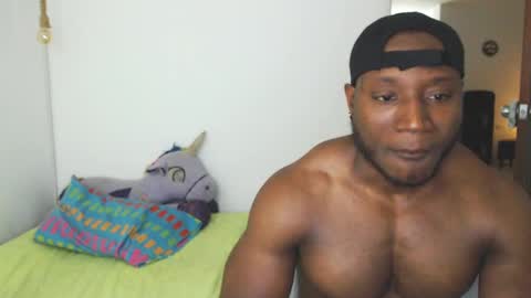 Andrew Oconnor online show from December 2, 1:03 am