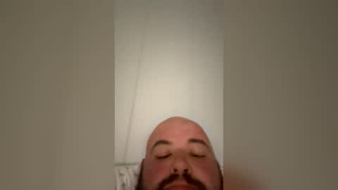 Snapshot of andrewski26 chatting on June 22, 12:02 am andrewski26 online show from June 22, 12:02 am