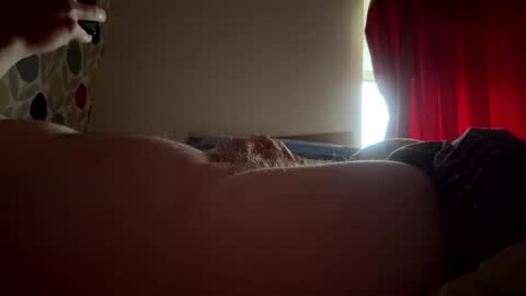 Snapshot of andrewstrip1 chatting on February 21, 7:53 am andrewstrip1 online show from February 21, 7:53 am