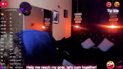      online show from November 25, 8:09 pm