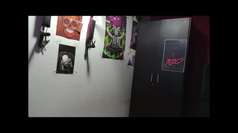 Snapshot of androdd666 chatting on March 5, 10:17 pm androd666 online show from March 5, 10:17 pm