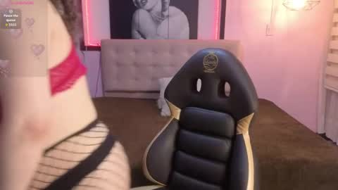 Snapshot of androm3da_ chatting on May 18, 7:31 pm androm3da_ online show from May 18, 7:31 pm