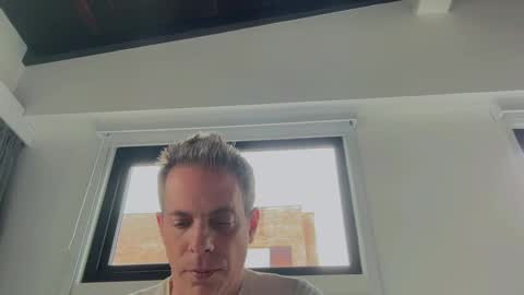 Andrew online show from February 8, 3:00 pm