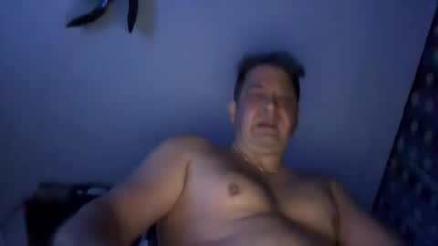 Snapshot of andy267338 chatting on May 28, 11:18 am Andy online show from May 28, 11:18 am