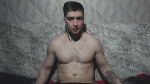 Snapshot of andy4life chatting on July 6, 6:10 pm andy4life online show from July 6, 6:10 pm