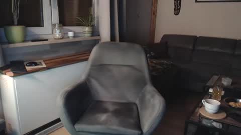 Andy online show from April 16, 11:29 pm