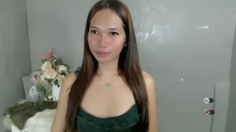 Snapshot of andy_coco chatting on February 1, 10:55 pm Kisha online show from February 1, 10:55 pm