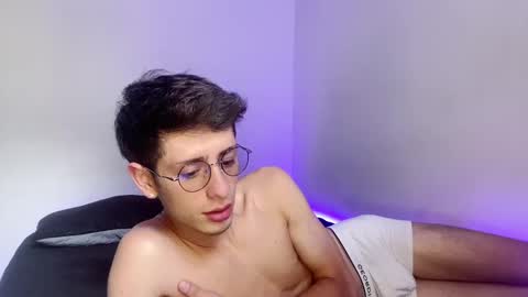 andy_collins__ online show from March 3, 5:50 pm