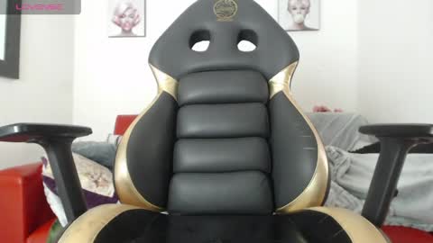 andy_eagleton_20 online show from April 19, 3:44 pm