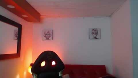 Snapshot of andy_eagleton_20 chatting on May 31, 7:37 pm andy_eagleton_20 online show from May 31, 7:37 pm