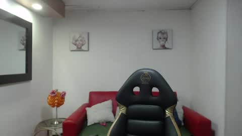 Snapshot of andy_eagleton_20 chatting on June 3, 2:36 am andy_eagleton_20 online show from June 3, 2:36 am