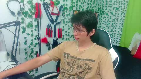 Andy Gray online show from February 8, 3:59 pm