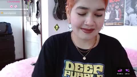 Snapshot of andy_rock_ chatting on November 7, 5:13 pm andy online show from November 7, 5:13 pm