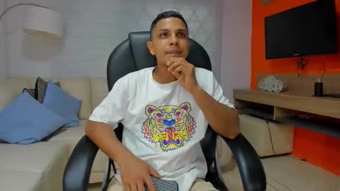 andy online show from October 20, 2:12 am