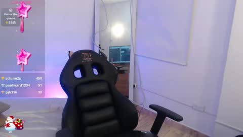 Snapshot of andy_tay1 chatting on December 24, 10:55 am Andy tay online show from December 24, 10:55 am