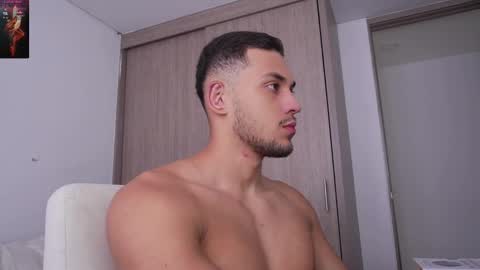 Snapshot of andy_weld chatting on October 28, 3:25 pm my onlyfans online show from October 28, 3:25 pm